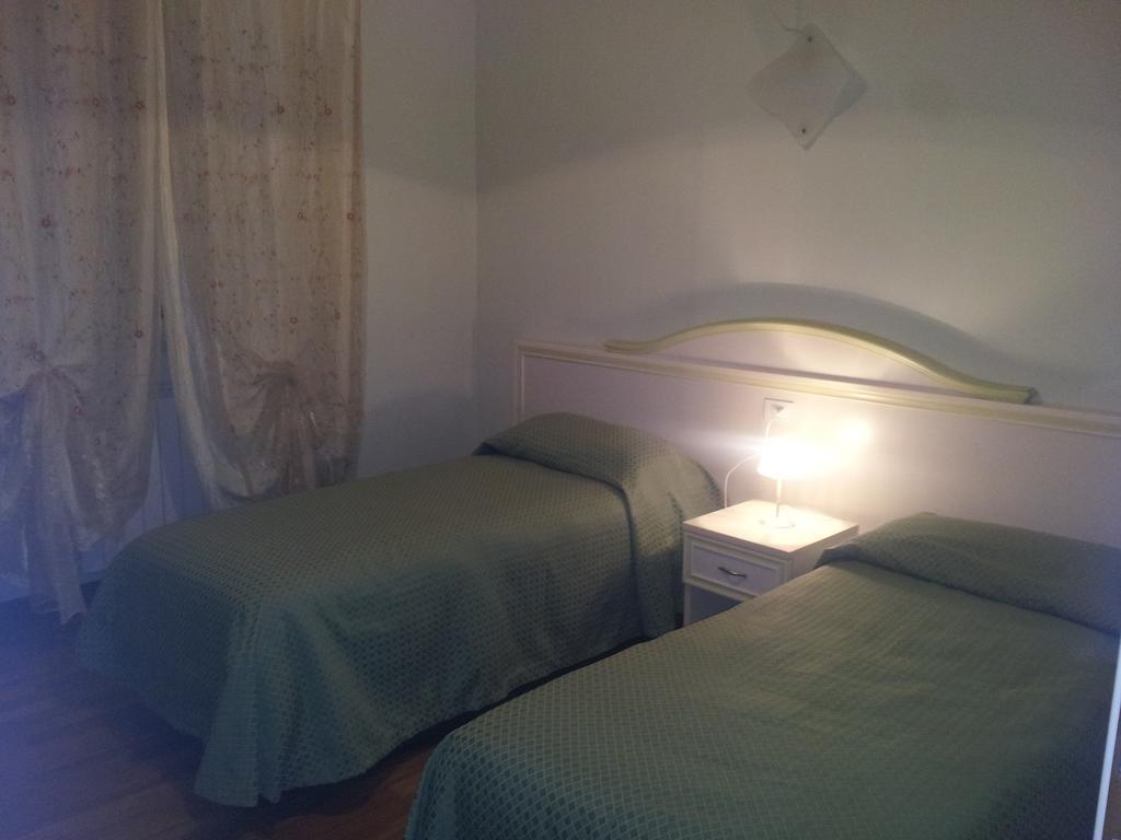 Dimora Tipica Appartamento Sestri Levante Camera foto